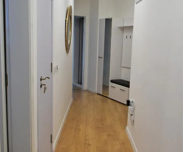 Center Gramophone With Private Parking Apartment *