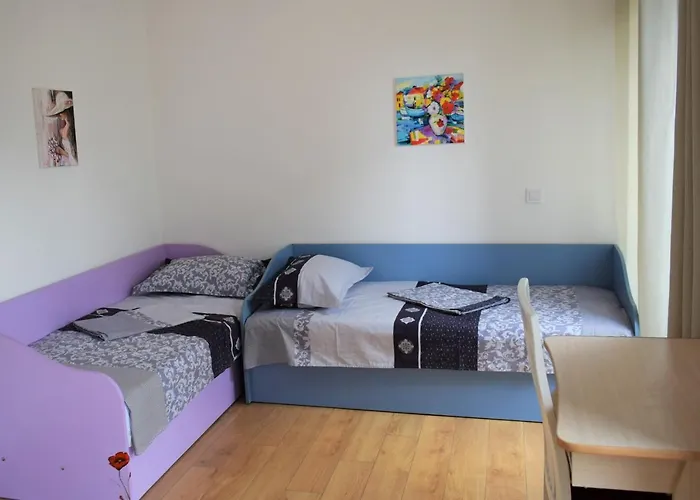 Center Gramophone With Private Parking Apartment Burgas City
