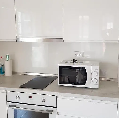 Apartment Center Gramophone With Private Parking Burgas City