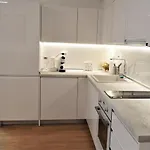 Center Gramophone With Private Parking بورغاس