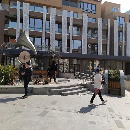 Apartament Center Gramophone With Private Parking Burgas