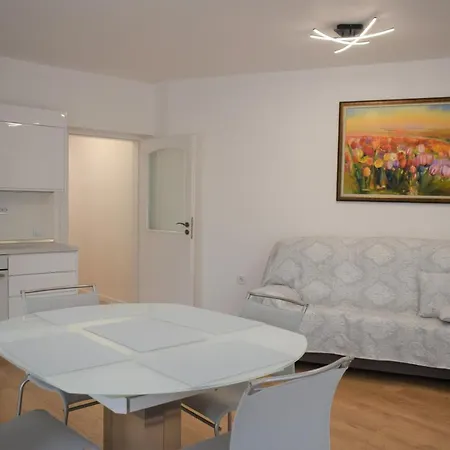 דירה Center Gramophone With Private Parking בורגאס