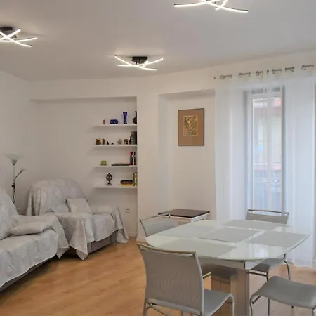 Center Gramophone With Private Parking Burgas