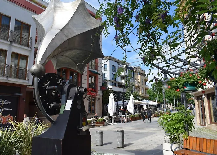 Апартамент Center Gramophone With Private Parking *